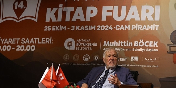 Antalya Kitap Fuarı’nda İlber Ortaylı’ya büyük ilgi
