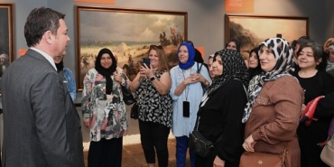 baskan-aydin-fetih-muzesini-gezen-osmangazili-kadinlar-ile-bir-araya-geldi-SHCSD6k3.jpg