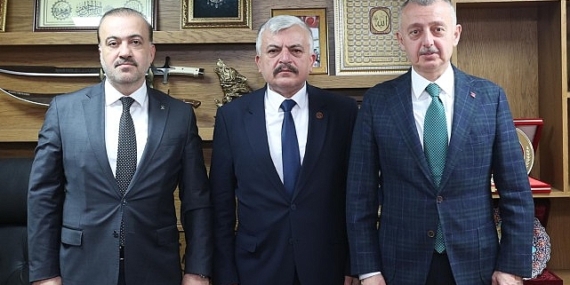Başkan Büyükakın’dan MHP’ye iadeyi ziyaret
