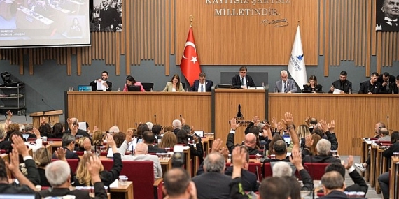 Başkan Tugay mecliste Karşıyaka Stadı ile ilgili konuştu “Karşıyaka’nın hakkını istiyoruz”