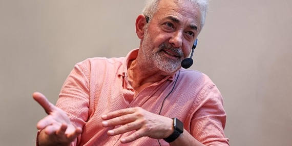 Beyazperde ve Ekranların Efsanevi Oyuncusu Mehmet Aslantuğ’dan Kırk Yıllık Samimi Gözlemler