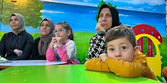 Çocuklar masalların büyülü dünyasıyla buluşuyor