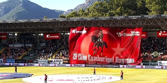 Corendon Airlines Corendon Alanyaspor – Onvo Antalyaspor maçını dijital dünyaya taşıdı