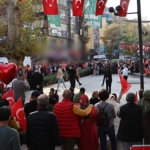 cumhuriyet-bulvarinda-zeybek-gosterisi-8u7hWNtd.jpg
