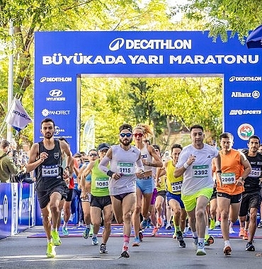 decathlon-buyukada-yari-maratonu-rekor-katilimla-tamamlandi-GeBGBpOD.jpg