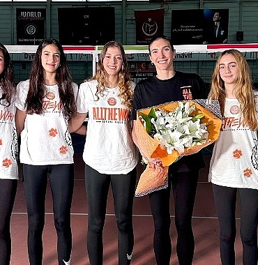 eczacibasi-dynavitden-pasorun-hikayesi-naz-aydemir-akyol-ile-gelecege-paslar-videosu-yayinlandi-cynEFf3C.jpg