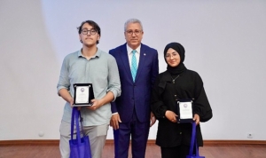 ege-universitesinde-yeni-egitim-yili-oryantasyon-programiyla-basladi-7CpzyZNR.jpg