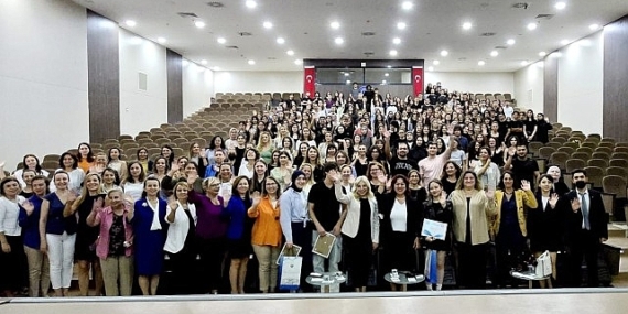 EÜ Hemşirelik Fakültesinde, “2024-2025 Eğitim – Öğretim Yılı 1. Sınıf Oryantasyon Programı” düzenlendi