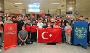 gaziemirli-guresci-oktay-kahraman-dunya-3su-oldu-uF3lehWL.jpg