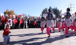 huseyin-can-guner-yasasin-cumhuriyet-iyi-ki-cumhuriyet-ilelebet-cumhuriyet-nNGxskm8.jpg