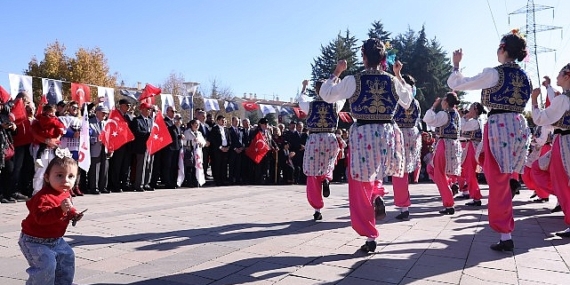 Hüseyin Can Güner: Yaşasın Cumhuriyet! İyi ki Cumhuriyet! İlelebet Cumhuriyet!