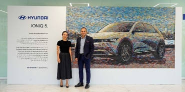 hyundai-assan-ve-deniz-sagdic-surdurulebilirligi-sanata-donusturuyor-w4ghgAYL.jpg