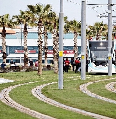 izmire-alinacak-22-tramvay-araci-icin-ihale-yapildi-y7yxQBhw.jpg