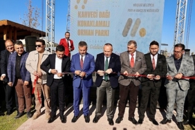 kahveci-dagi-konaklamali-orman-parki-muhtesem-bir-torenle-acildi-tqdQvVAE.jpg