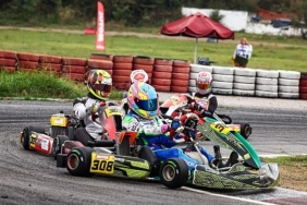karting-5-ayakta-buyuk-cekisme-j5ANtnCR.jpg