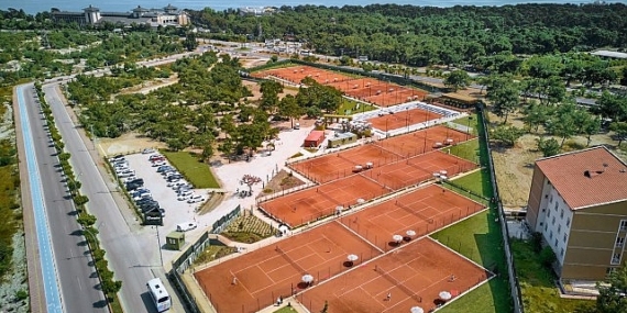 Kemer’deki okullar tenis buluşacak