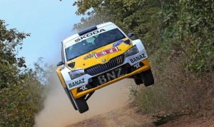 kocaeli-rallisini-banaz-ahiskali-ekibi-kazandi-ciSSXTdT.jpg