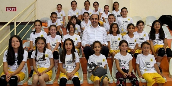 Konya Büyükşehir’in 28 İlçedeki Kış Spor Okullarında Kayıt Heyecanı