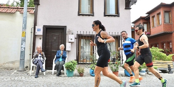Mudanya Triatlon Finalleri’ne rekor katılım sağlandı.