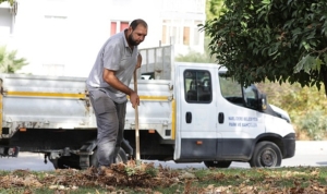 narliderede-parklarda-temizlik-seferberligi-baslatildi-gzcyuKVQ.jpg
