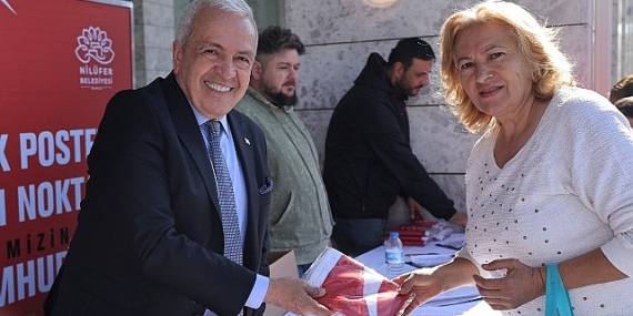 Nilüfer Atatürk posterleriyle donanıyor 