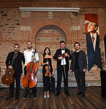 osmangazi-belediyesinden-oda-muzigi-konseri-dYikZrib.jpg