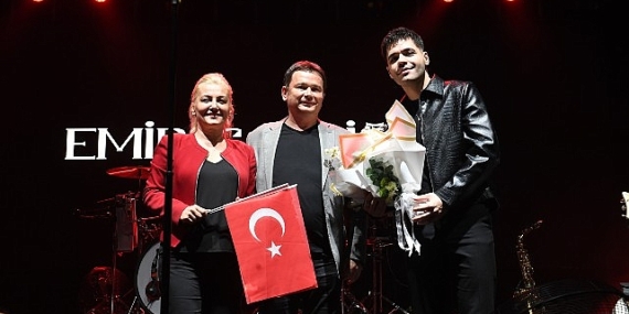 Osmangazi’de muhteşem Cumhuriyet Bayramı konseri