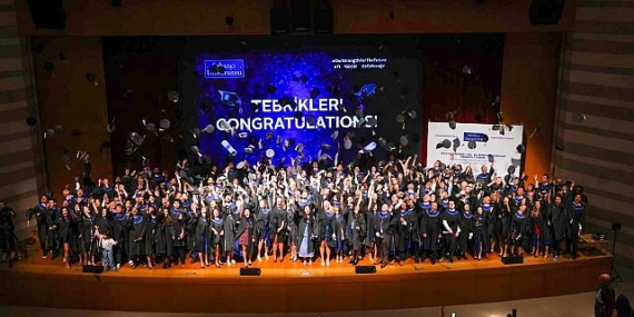 Sabancı Üniversitesi, profesyonel yüksek lisans programı 2024 mezunlarını verdi