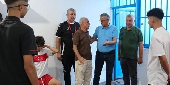 Şarampolspor Başkanı’ndan, Başkan Topaloğlu’na kutlama