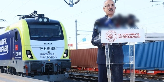T.C. Ulaştırma ve Altyapı Bakanı Abdulkadir Uraloğlu: Pasifik Eurasia DTİ, bir yılda 600 milyon euro değerinde 750 bin ton ihracat yükü taşımayı planlıyor.
