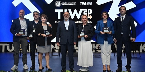 Türkiye’nin ilk dijital bankası Hayat Finans, Türkiye İnovasyon Haftası’nda dijital bankaların inovasyon gücünü anlattı