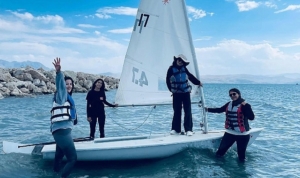 vanli-kadin-yelkenciler-hayallerini-gerceklestirmek-icin-istanbula-geliyor-tMwEFvhq.jpg