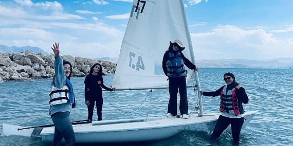 Van’lı kadın yelkenciler hayallerini gerçekleştirmek için İstanbul’a geliyor