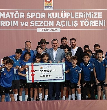 zeytinburnundaki-amator-futbol-kuluplerine-nakit-destegi-devam-ediyor-Bfs6itbg.jpg