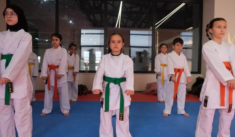 8 Yaşındaki Ebrar, Uluslararası Karate Şampiyonası’na Hazırlanıyor