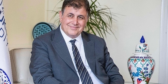 Başkan Tugay’dan açıklama “Güneş enerjisine de yenilenebilir enerji üretimine de elbette karşı değilim”