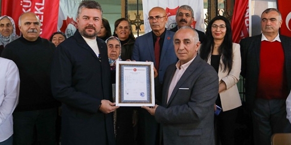 Buca Cemevi’nin 31 yıllık mülkiyet sorunu çözüldü