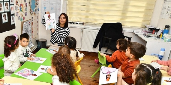 İZELMAN’ın öğretmenleri işine aşkla bağlı