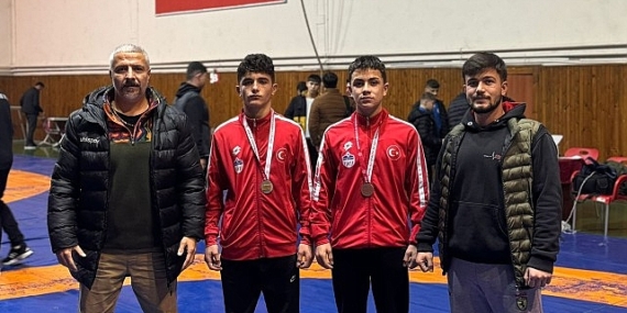 Kahramankazan Belediyespor Güreş Takımı, Ankara Okullar Arası İl Şampiyonası’ndan madalyayla eve döndü