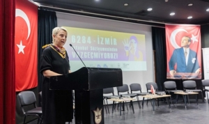 konakta-6284-izmir-bulusmasi-cins-kirima-varan-bir-tabloyla-karsi-karsiyayiz-aEeqGyxc.jpg