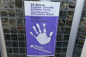 konaktan-siddete-karsi-dev-afis-sessiz-kalmiyoruz-JBuNBkIe.jpg