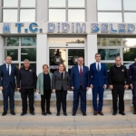 muhtarlar-istisare-toplantisi-icin-didime-gelen-aydin-valisi-yakup-canbolat-didim-belediye-baskani-hatice-MzmGLRPM.jpg