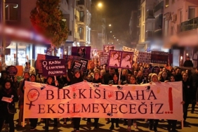 seferihisar-kadina-yonelik-siddete-karsi-mucadelenin-sesi-oldu-X42v9W6m.jpg