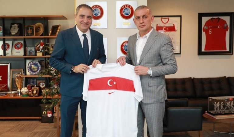 UEFA’dan TFF Başkanı İbrahim Hacıosmanoğlu’na ziyaret!