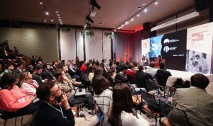 akbank-ve-endeavor-turkiye-boost-the-future-hizlandirma-programinin-6-donemini-demo-day-etkinligi-BKX6xFTV.jpg