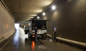 antalya-buyuksehir-belediyesi-545-personel-336-arac-ile-teyakkuzda-7QRDSbZR.jpg