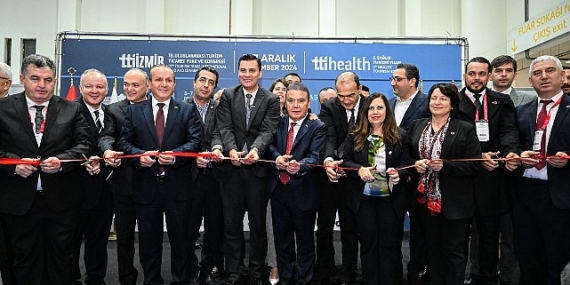 Başkan Böcek TTI İzmir Uluslararası Turizm Ticaret Fuarı’na katıldı