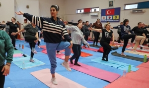 buca-belediyesinden-ucretsiz-yoga-pilates-ve-zumba-kurslari-8ZGMBX6f.jpg
