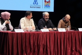 dogumunun-70-yilinda-ahmet-ulucay-paneli-zeytinburnu-kultur-sanatta-gerceklesti-L75xr3Ek.jpg