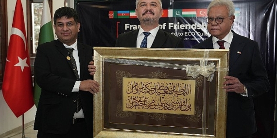 “Dostluğun Çerçeveleri” sergisi sanatseverlerle buluştu Keçiören’de ECO ülkeleri fotoğraf sergisi açıldı